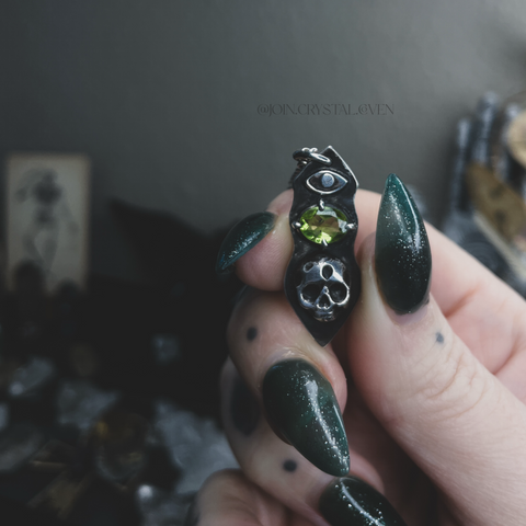 The Peridot Guardian Talisman