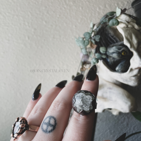 The Full Moon Coven Ring - Size 5.75